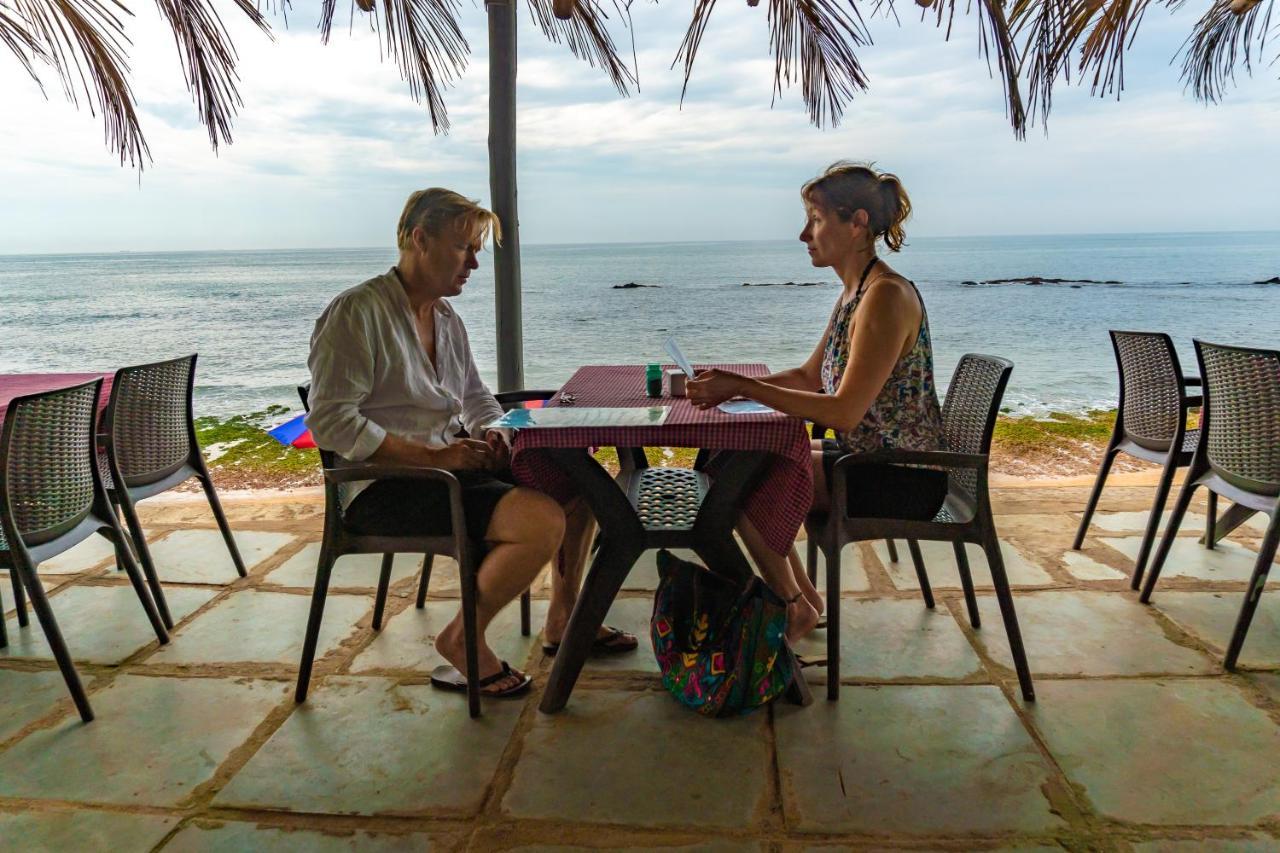 Vista Praia Beach Resort أنجونا المظهر الخارجي الصورة