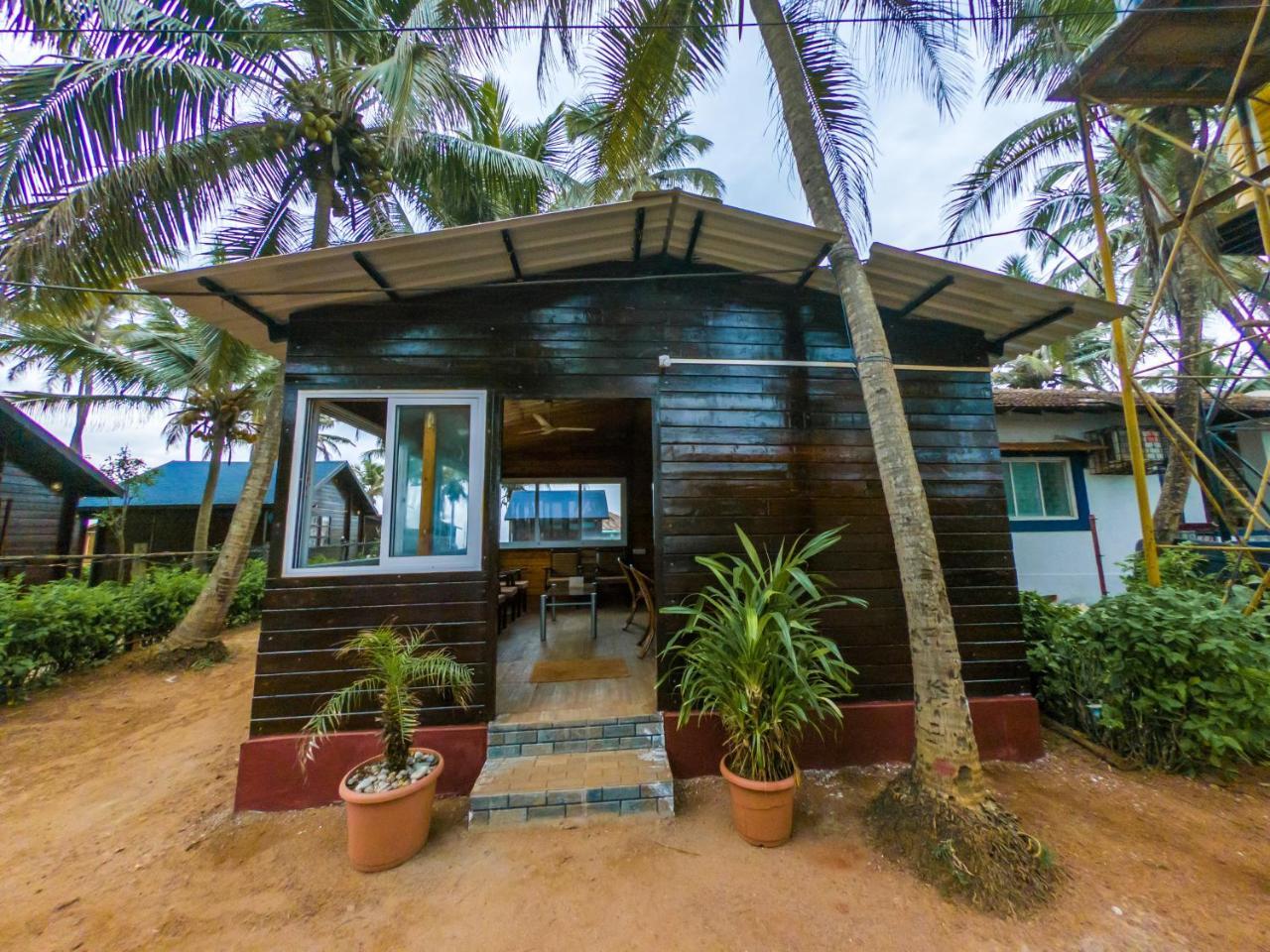 Vista Praia Beach Resort أنجونا المظهر الخارجي الصورة