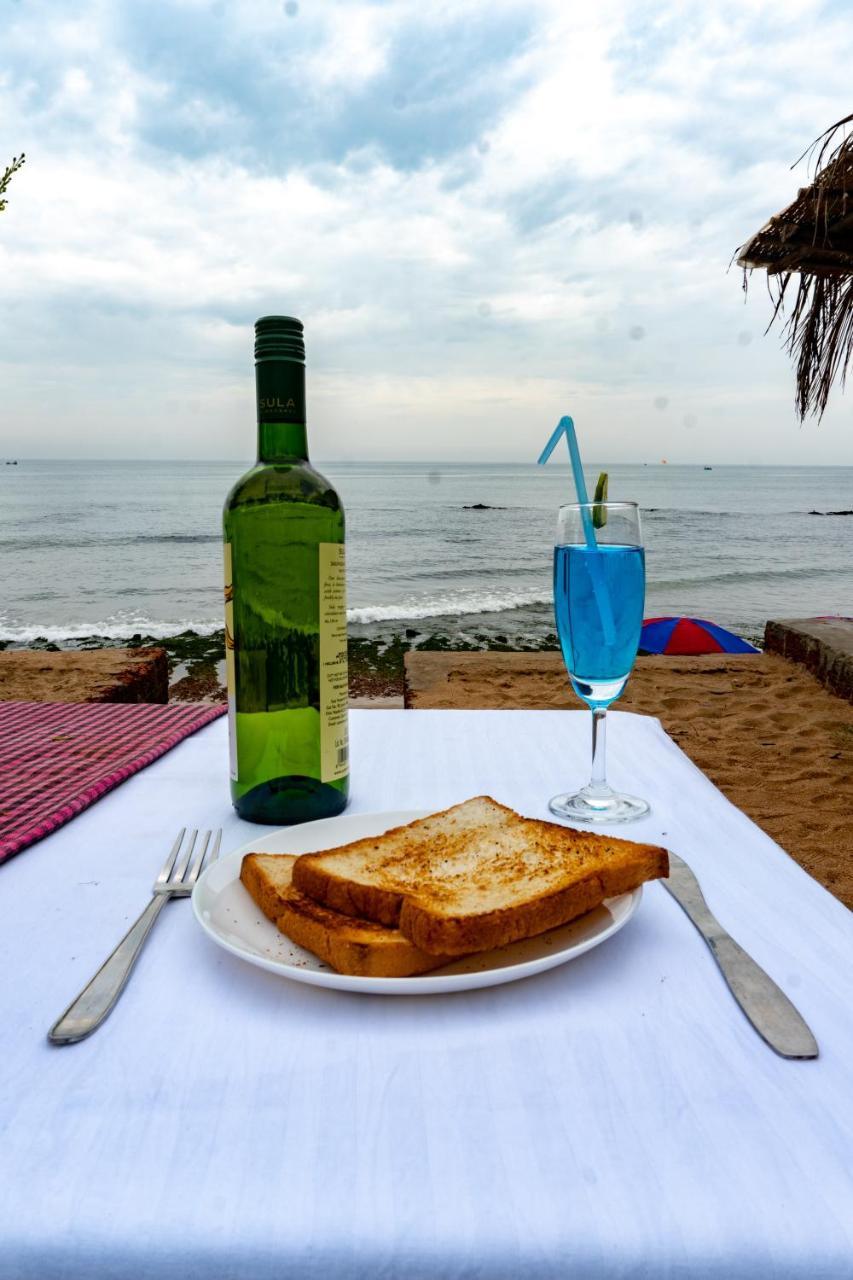 Vista Praia Beach Resort أنجونا المظهر الخارجي الصورة
